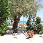 Aurelia Sea View Bed & Breakfast 4*