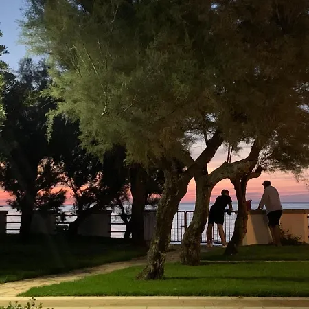 Aurelia Sea View 4*