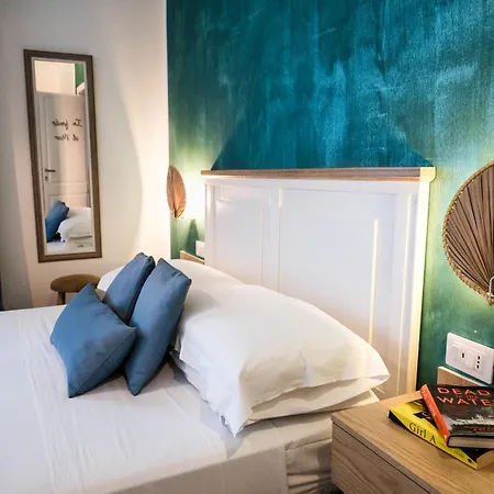 Aurelia Sea View Bed & Breakfast *