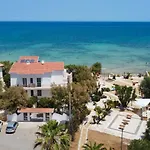 Aurelia Sea View 4*