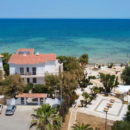Aurelia Sea View 4*