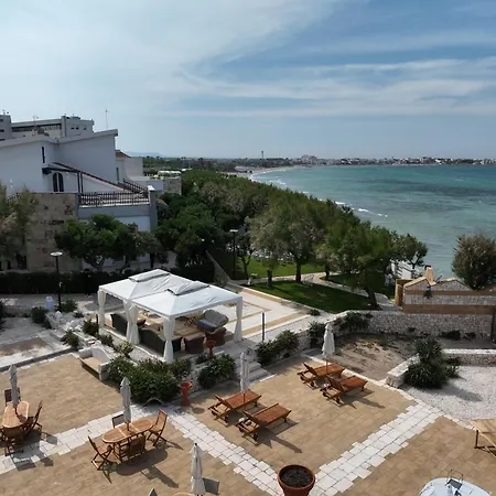 Aurelia Sea View 4* Torre Canne
