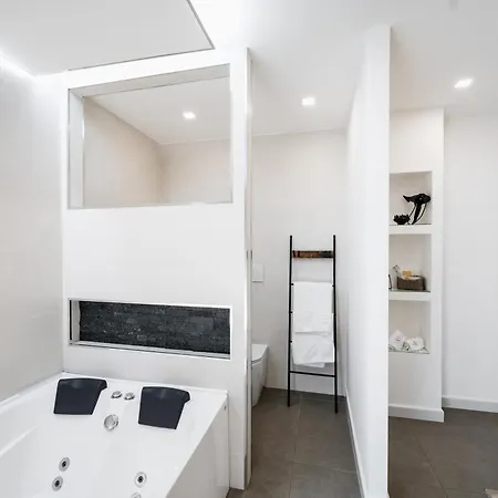 Aurelia Sea View 4*
