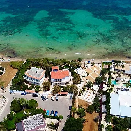 Aurelia Sea View 4*