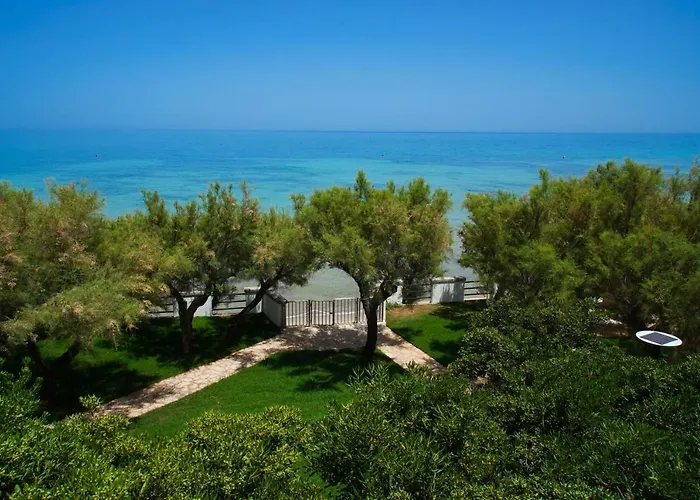 Aurelia Sea View B&B 토레깐느