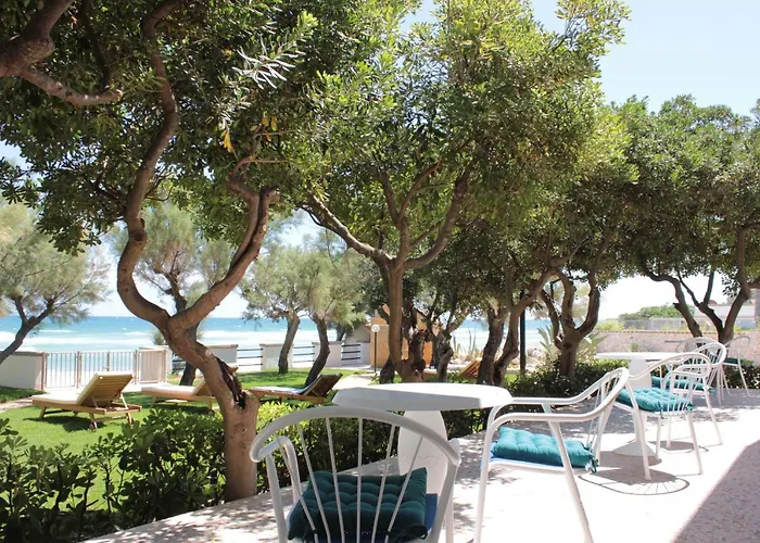 Aurelia Sea View לינה וארוחת בוקר טורה קאנה